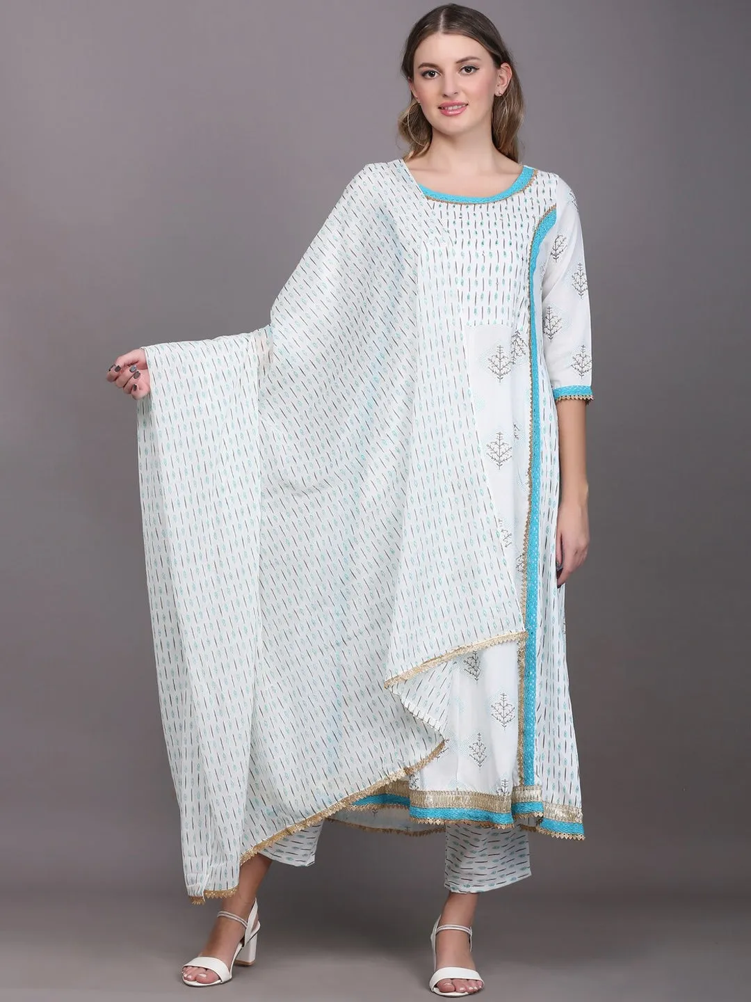 Women Floral Printed Kurta With Trousers & With Dupatta