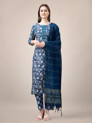 Womens Embroidered & Printed MOrpichh Rayon Kurta Pant Set